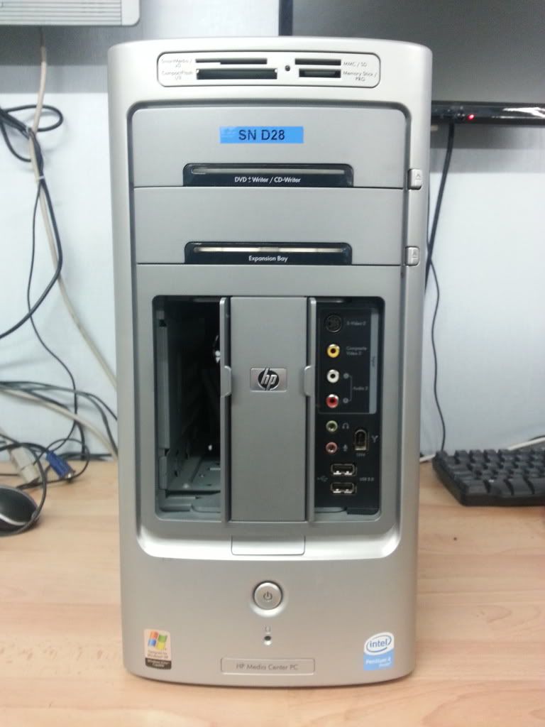 COMPUTER TOWER HP MEDIA CENTER M7000 INTEL PENTIUM 4 3.40GHz 1GB DDR2