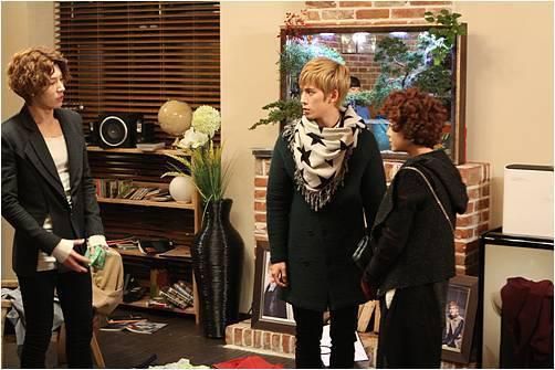http://i1247.photobucket.com/albums/gg635/CheerfulSoul/Dramas/fullhouse2-1.jpg