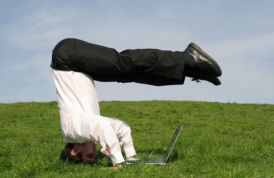 upside-down-computer_zps2oqn7wdg.jpg